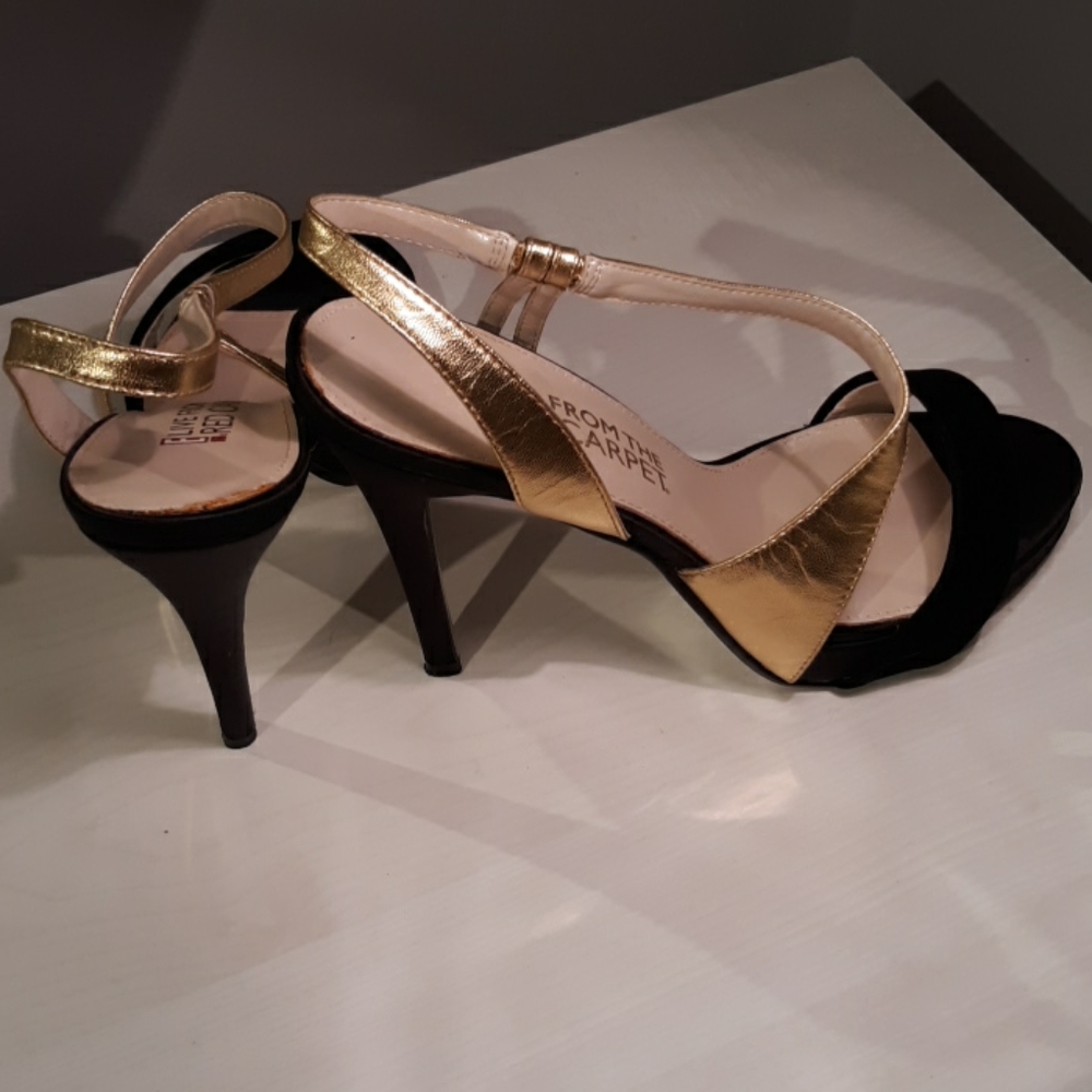 Shoes - Picture 2 of 4